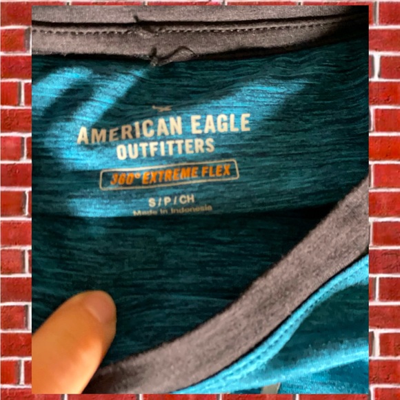 American Eagle Mens Small Longsleeve Tshirt - Picture 3 of 3